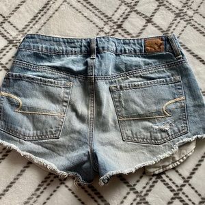 American Eagle Hi-Rise Festival Shortie